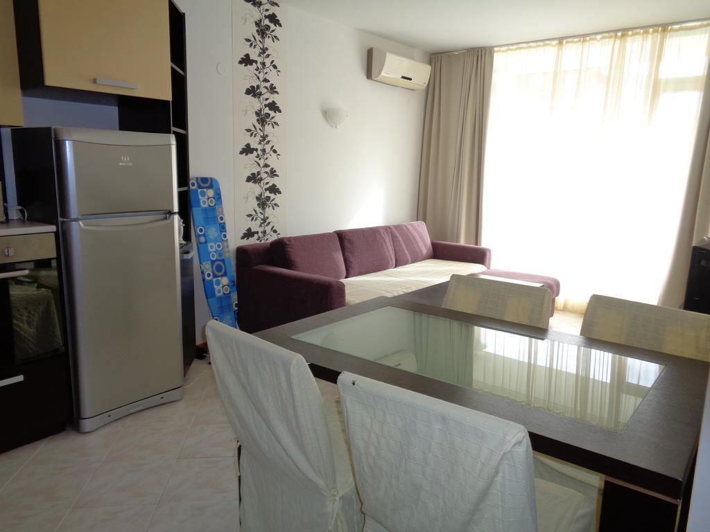 Apartment I4 in Sunset Beach 2 Resort Slantschew brjag Zimmer foto